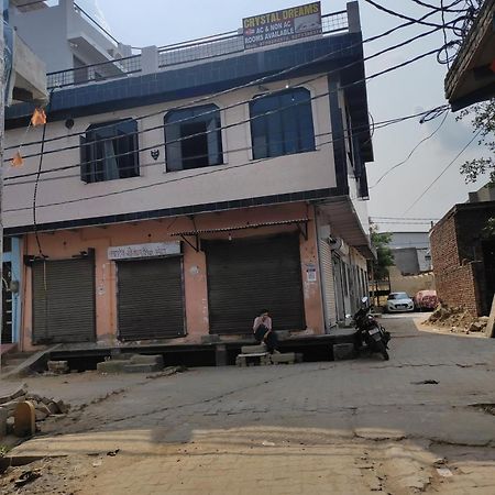 Hotel Crystal Dreams Mathura Luaran gambar